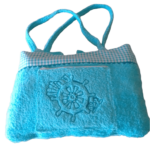 bordados en toallas bolsos